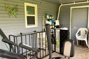 2252 11th Ct, Lehigh Acres, FL 33936 - Photo 8