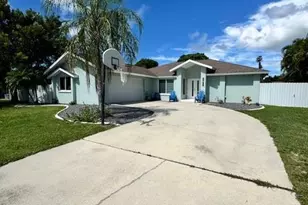 3728 SE 1st Ave, Cape Coral, FL 33904 - Photo 2