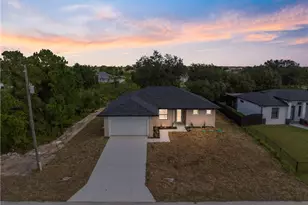 2822 52nd St W, Lehigh Acres, FL 33971 - Photo 2