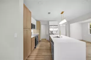 203 Carol Way, Fort Myers, FL 33905 - Photo 12