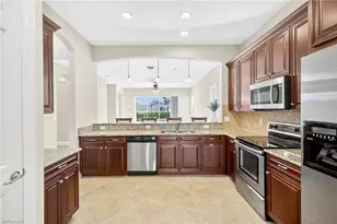 11107 Laughton Cir, Fort Myers, FL 33913 - Photo 4