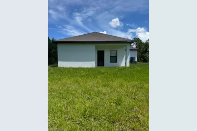 520 Millcreek St, Lehigh Acres, FL 33974 - Photo 32
