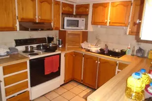 355 Kingston Dr S, Fort Myers, FL 33905 - Photo 8