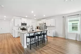 17765 Paradiso Wy, North Fort Myers, FL 33917 - Photo 10