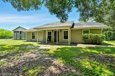 435 Trader Rd, Fort Denaud, FL 33935 - Photo 1
