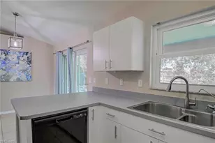 2114 NE 22nd Pl, Cape Coral, FL 33909 - Photo 10