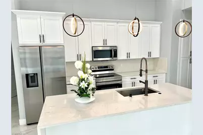 3821 SW 20th Pl, Cape Coral, FL 33914 - Photo 8