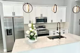 3821 SW 20th Pl, Cape Coral, FL 33914 - Photo 8