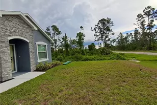 1018 Fayette Ave, Lehigh Acres, FL 33974 - Photo 8