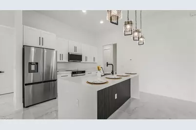 3204 29th St SW, Lehigh Acres, FL 33976 - Photo 6