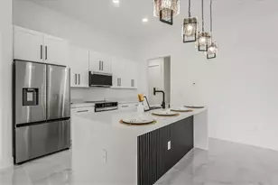 3204 29th St SW, Lehigh Acres, FL 33976 - Photo 6