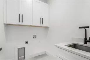 3204 29th St SW, Lehigh Acres, FL 33976 - Photo 28