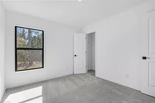 156 Yager Cir, Fort Myers, FL 33913 - Photo 18