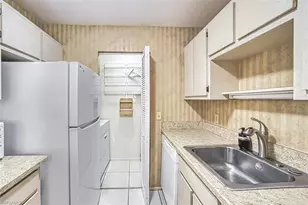 6494 Royal Woods Dr, Fort Myers, FL 33908 - Photo 4