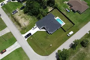 3631 NE 11th Pl, Cape Coral, FL 33909 - Photo 16