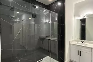 3631 NE 11th Pl, Cape Coral, FL 33909 - Photo 10