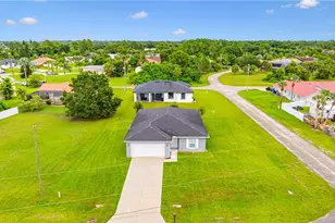 137 Wanatah Ave, Lehigh Acres, FL 33974 - Photo 2