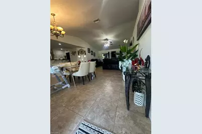 2813 52nd St W, Lehigh Acres, FL 33971 - Photo 4