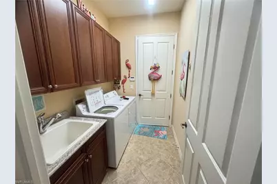 8661 Mercado Ct, Fort Myers, FL 33912 - Photo 6