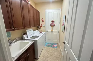 8661 Mercado Ct, Fort Myers, FL 33912 - Photo 6