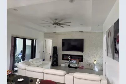 943 SW 15th Pl, Cape Coral, FL 33991 - Photo 12
