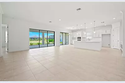 11902 Raggio Dr, Fort Myers, FL 33913 - Photo 8