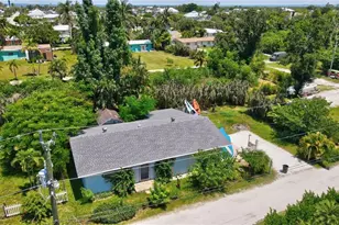 7462 Pentz Rd, Bokeelia, FL 33922 - Photo 20