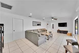 1104 SE 16th Terrace, Cape Coral, FL 33990 - Photo 10