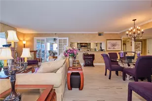 5550 Heron Point Dr, Naples, FL 34108 - Photo 4