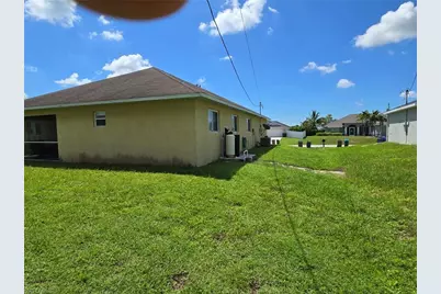 519 NW 26th St, Cape Coral, FL 33993 - Photo 4