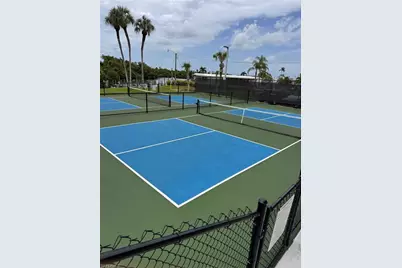 161 Sun Cir, Fort Myers, FL 33905 - Photo 6