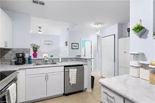 4214 Bellasol Cir, Fort Myers, FL 33916 - Photo 4