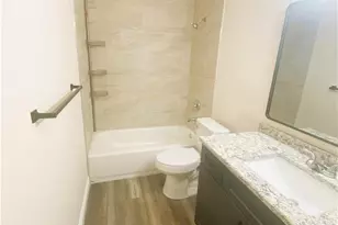 2247-2249 Violet Dr, Fort Myers, FL 33905 - Photo 4