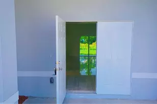 927 Bolivia Dr, Lehigh Acres, FL 33974 - Photo 4