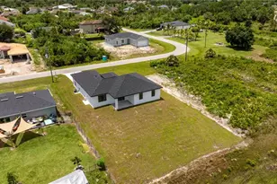 420 Yolanda St, Lehigh Acres, FL 33972 - Photo 42
