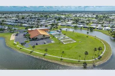 70 Sunrise Ave, North Fort Myers, FL 33903 - Photo 6