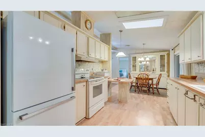70 Sunrise Ave, North Fort Myers, FL 33903 - Photo 18