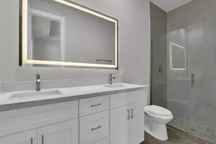 2530 NW 25th Pl, Cape Coral, FL 33993 - Photo 12
