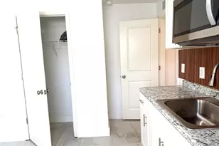 814 Santa Barbara Blvd, Cape Coral, FL 33991 - Photo 26