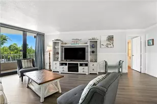 440 Seaview Ct, Marco Island, FL 34145 - Photo 10