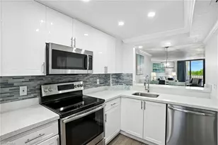 440 Seaview Ct, Marco Island, FL 34145 - Photo 2