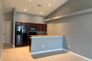 926/928 SW 39th Terrace, Cape Coral, FL 33914 - Photo 2