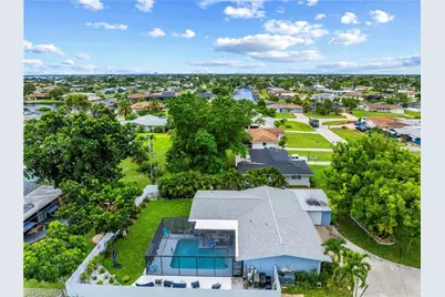 2705 SE 18th Pl, Cape Coral, FL 33904 - Photo 28
