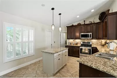 5310 SW 20th Pl, Cape Coral, FL 33914 - Photo 4