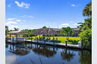 419 Pinecrest Ct, Cape Coral, FL 33904 - Photo 34