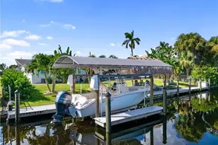 419 Pinecrest Ct, Cape Coral, FL 33904 - Photo 36