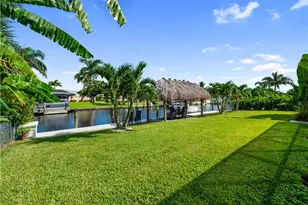 419 Pinecrest Ct, Cape Coral, FL 33904 - Photo 6