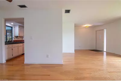 236 SE 20th Ct, Cape Coral, FL 33990 - Photo 4