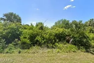 12113 Gretchen Ave, Port Charlotte, FL 33981 - Photo 1