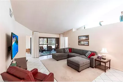 13044 Tall Pine Cir, Fort Myers, FL 33907 - Photo 6